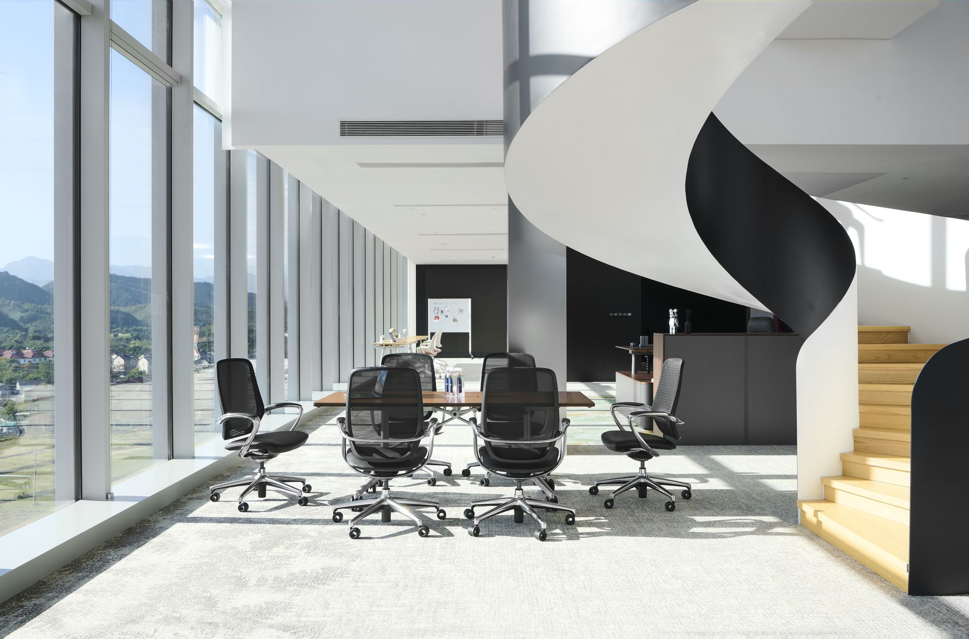 Ergonomic meeting chair